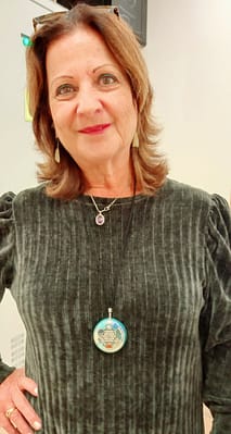 אמירה אוהבת אור-גונייט