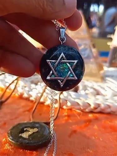 תליון אורגונייט מגן דוד לאפיס