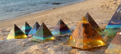 פירמידות אורגונייט למרחב הבית, למשרד,לחדר שינה, לחצר,לקליניקה