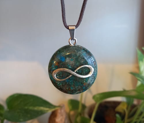 תליון אורגונייט סמל אינסוף