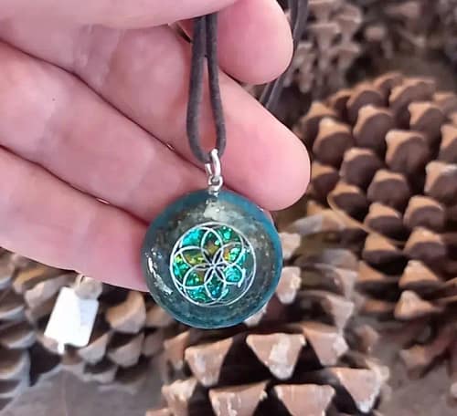 תיליון אורגונייט פרח החיים אבן אילת קטן