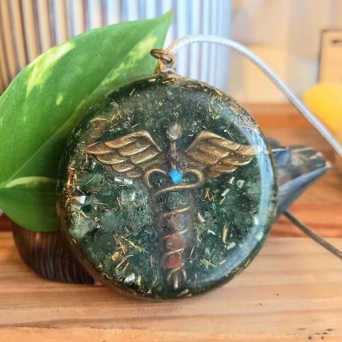 תליון מרפא מטה הרפואה1